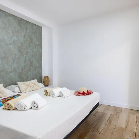 B3 Cozy With Sea View *